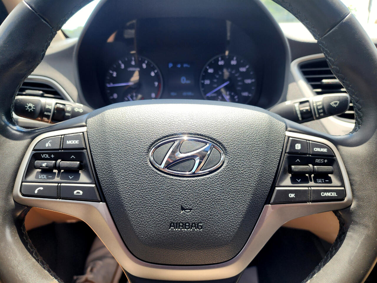 Hyundai Accent Limited Sedan IVT 2022 Hyundai Accent Limited Sedan IVT 2022