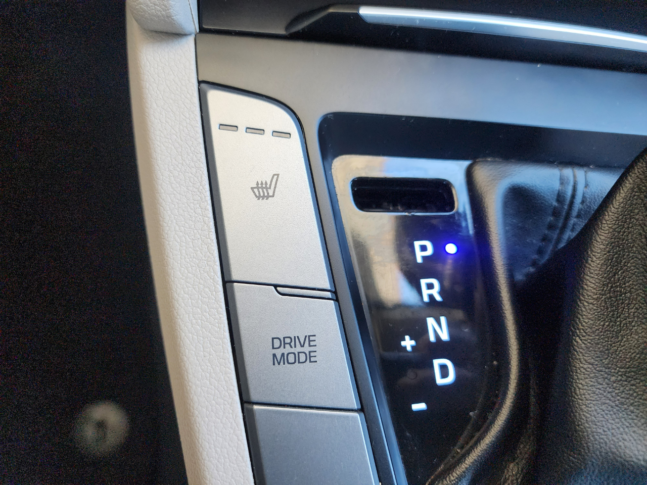 Hyundai Elantra Value Edition 2.0L Auto (Alabama) 2017