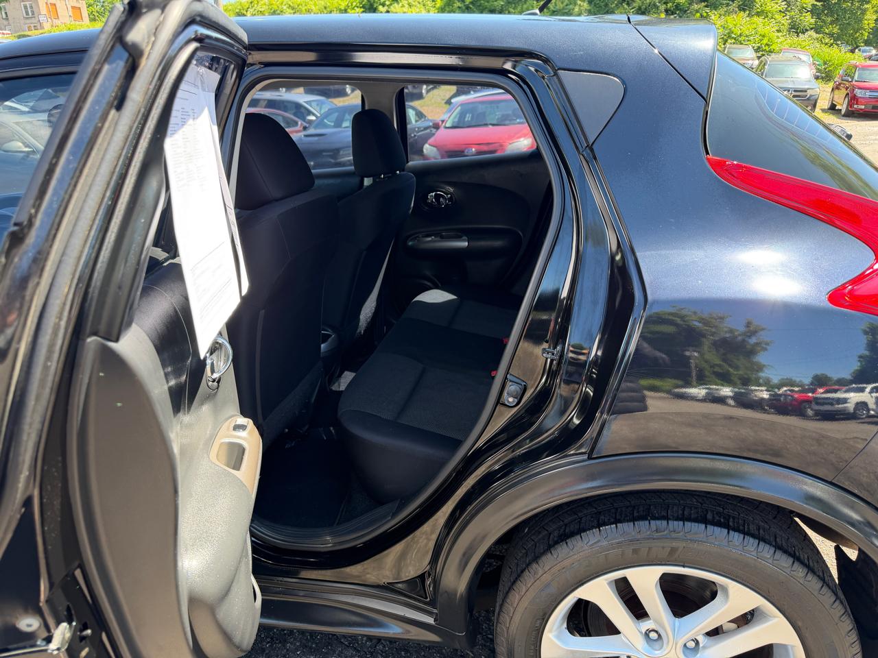 Nissan Juke S AWD 2013