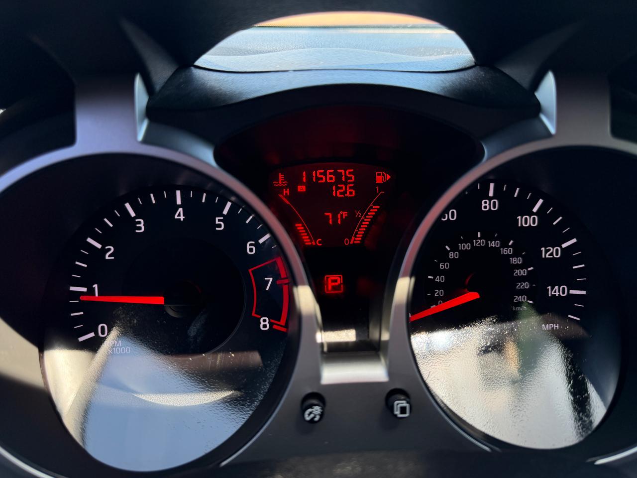 Nissan Juke S AWD 2013