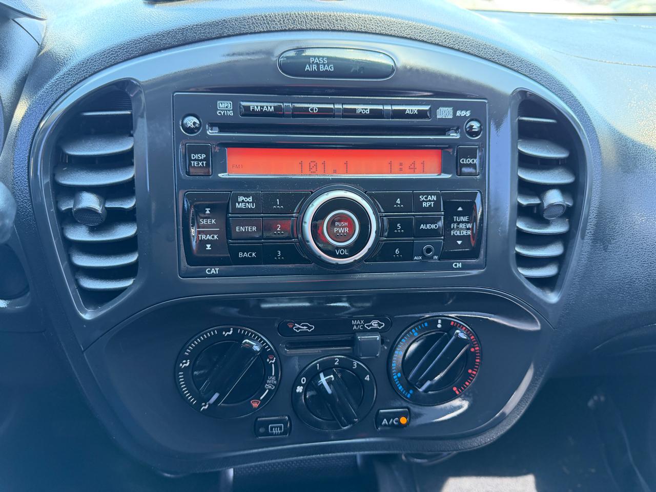 Nissan Juke S AWD 2013