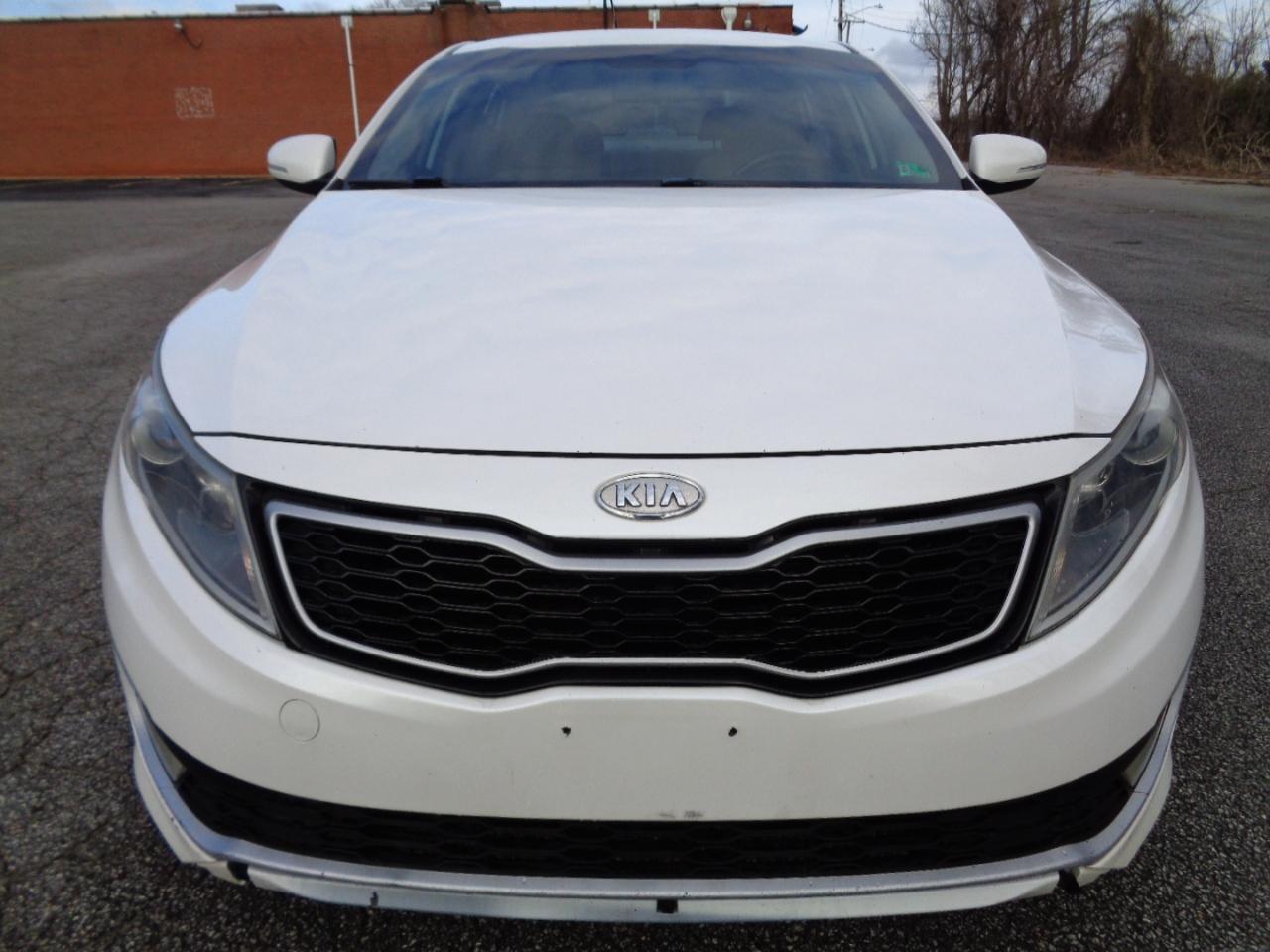 Kia Optima Hybrid Sedan 2012