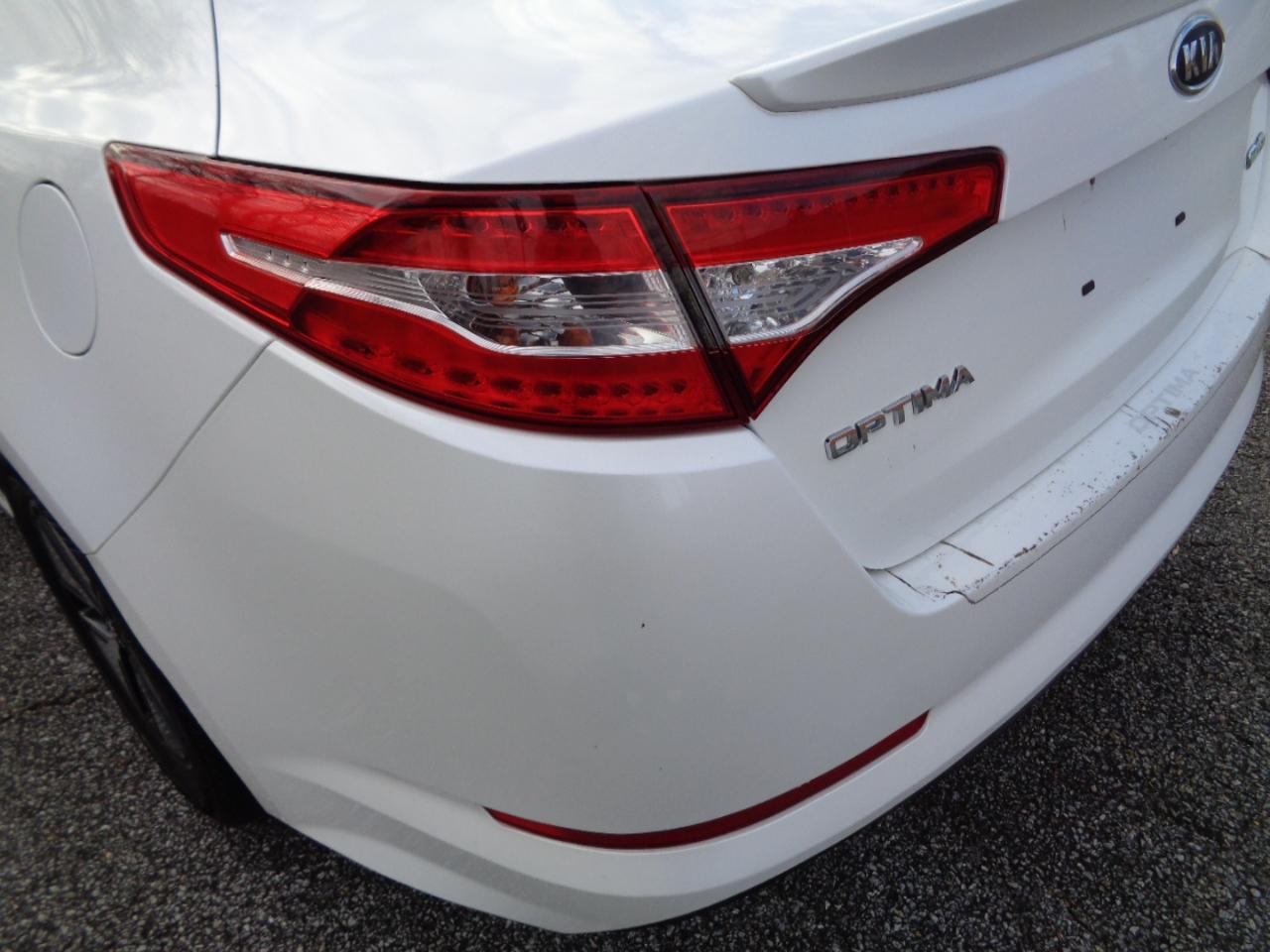 Kia Optima Hybrid Sedan 2012