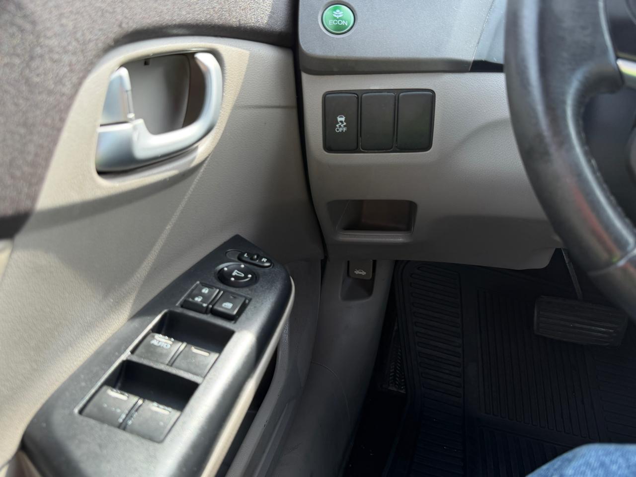 Honda Civic Sedan 2012