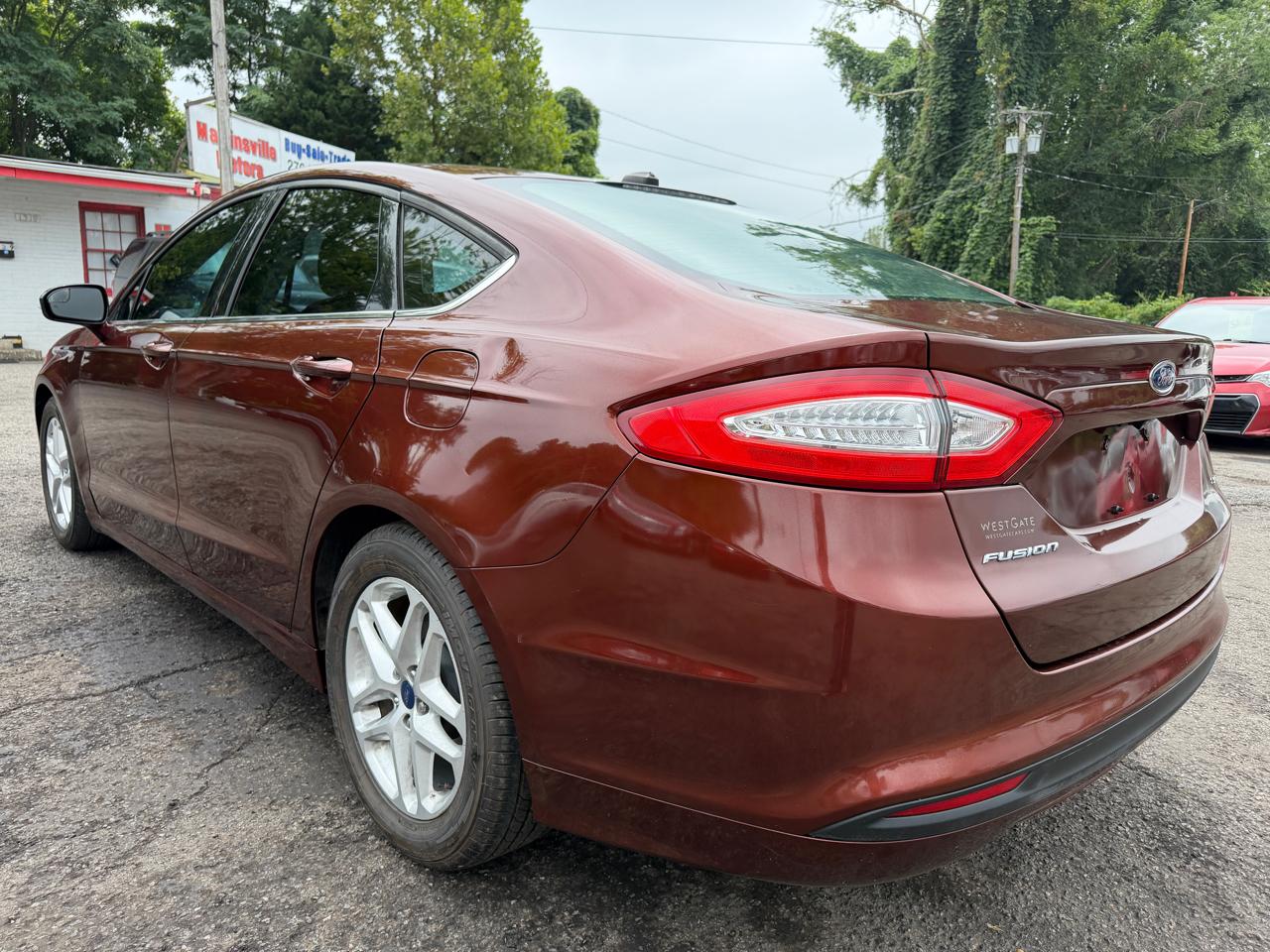 Ford Fusion SE 2015