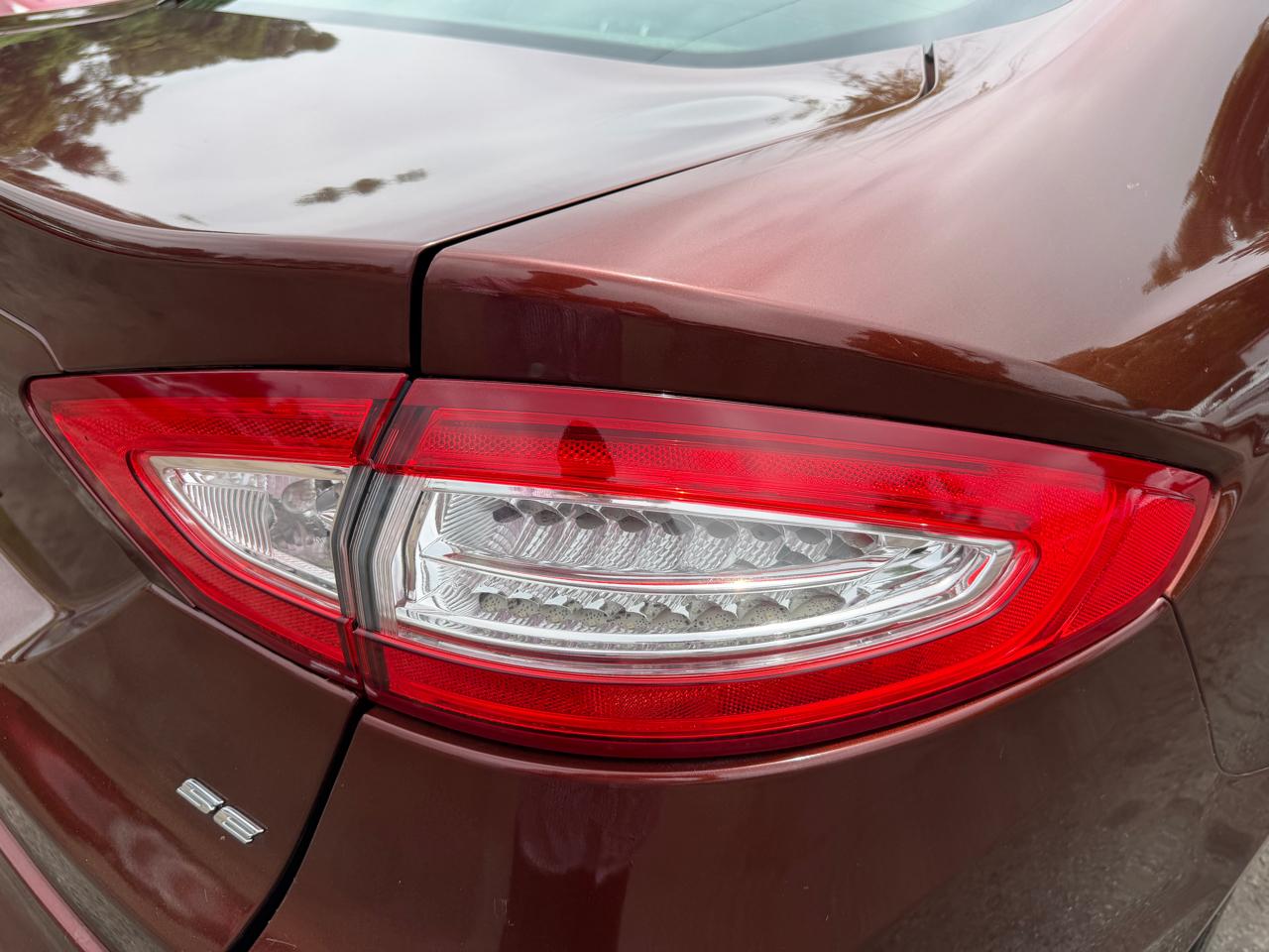 Ford Fusion SE 2015