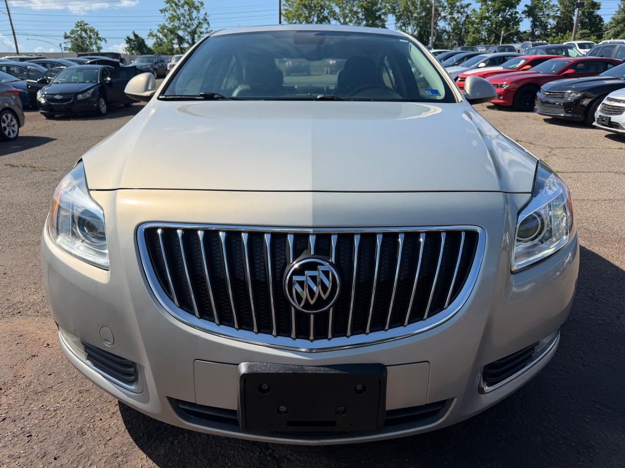 Buick Regal CXL 2011