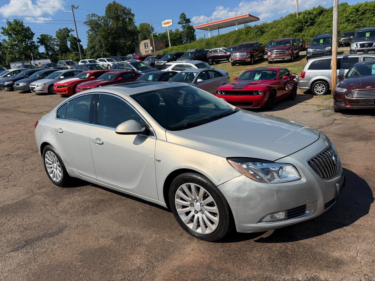Buick Regal CXL 2011