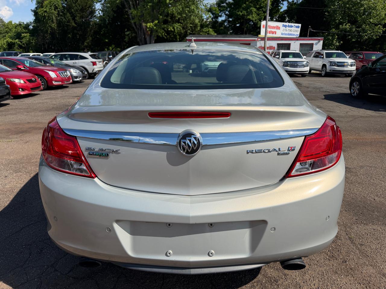 Buick Regal CXL 2011