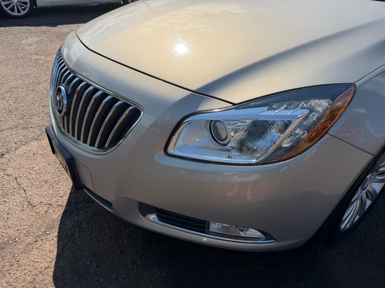 Buick Regal CXL 2011