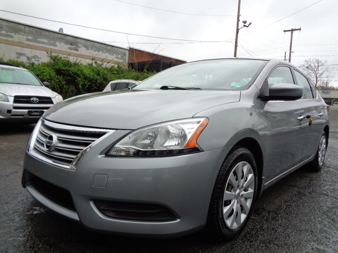 Nissan Sentra  2013