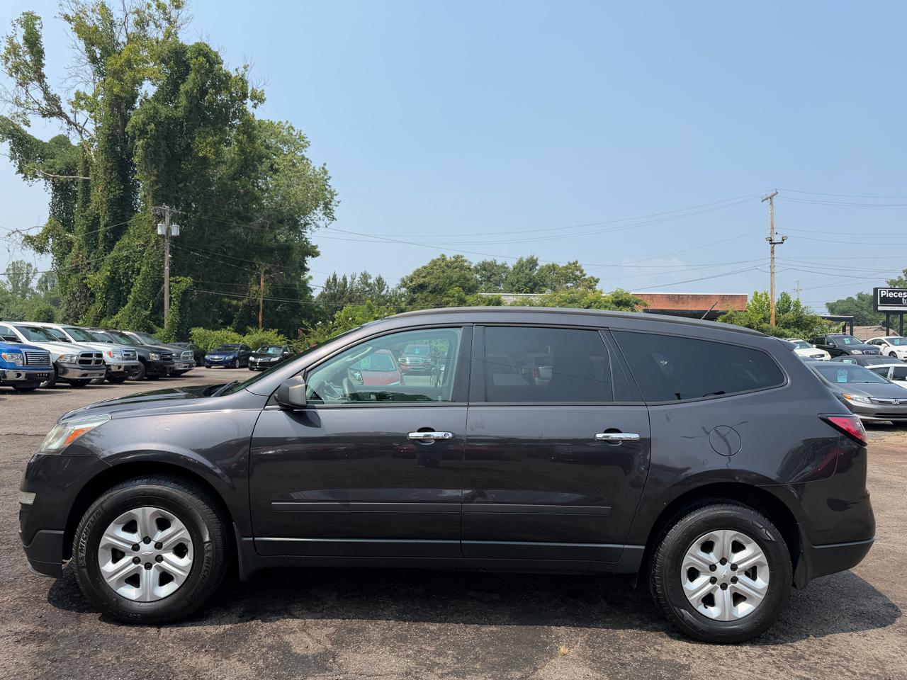 Chevrolet Traverse LS 2015