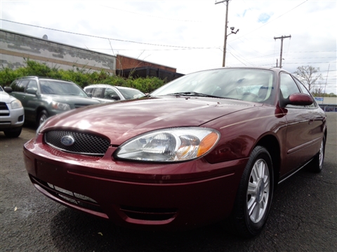 2005 Ford Taurus SEL