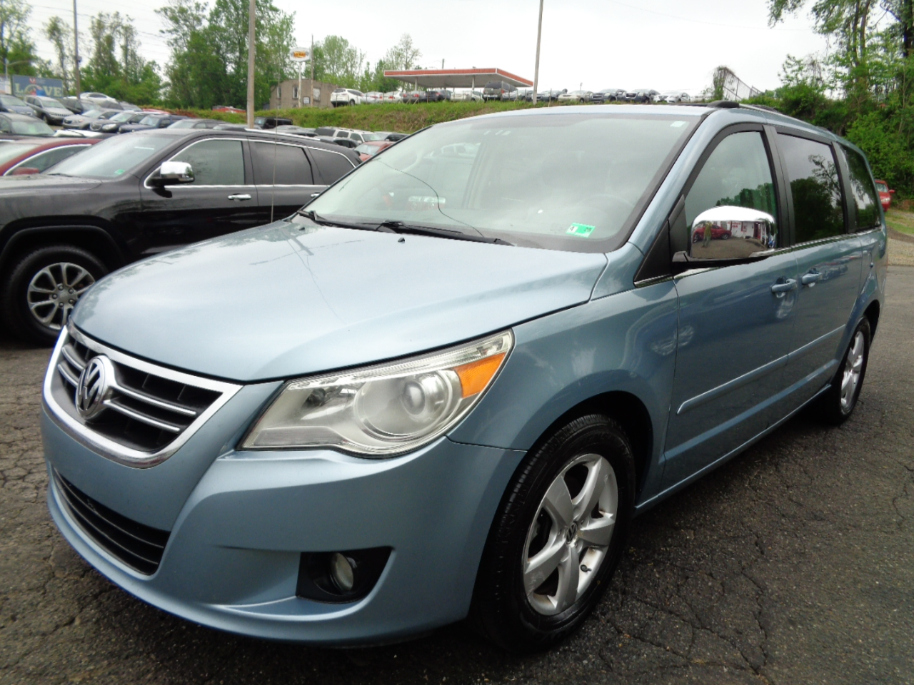 Volkswagen Routan SEL Premium 2009