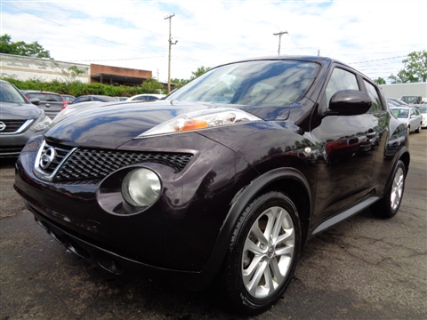 2014 Nissan Juke S FWD