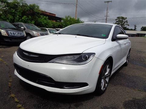 2015 Chrysler 200 S