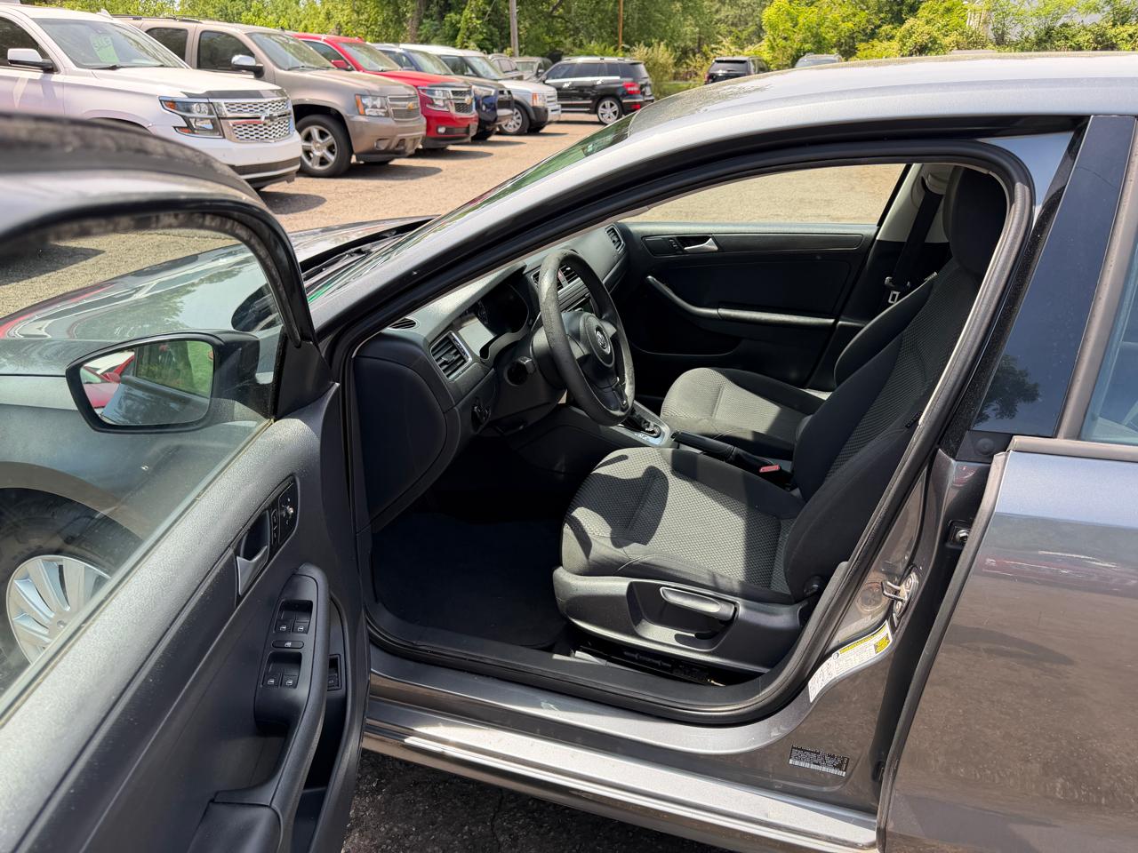 Volkswagen Jetta S 2014