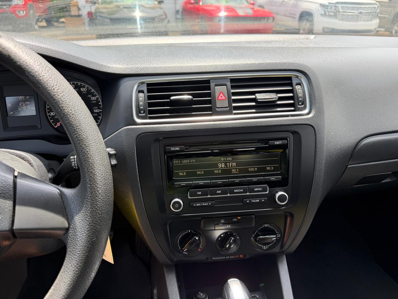 Volkswagen Jetta S 2014