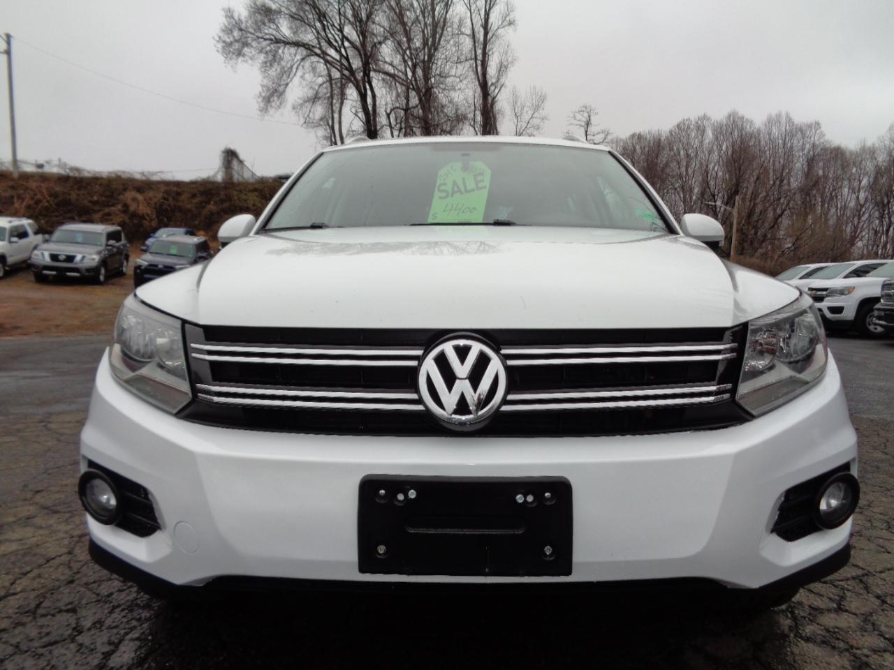 Volkswagen Tiguan S 4Motion 2015
