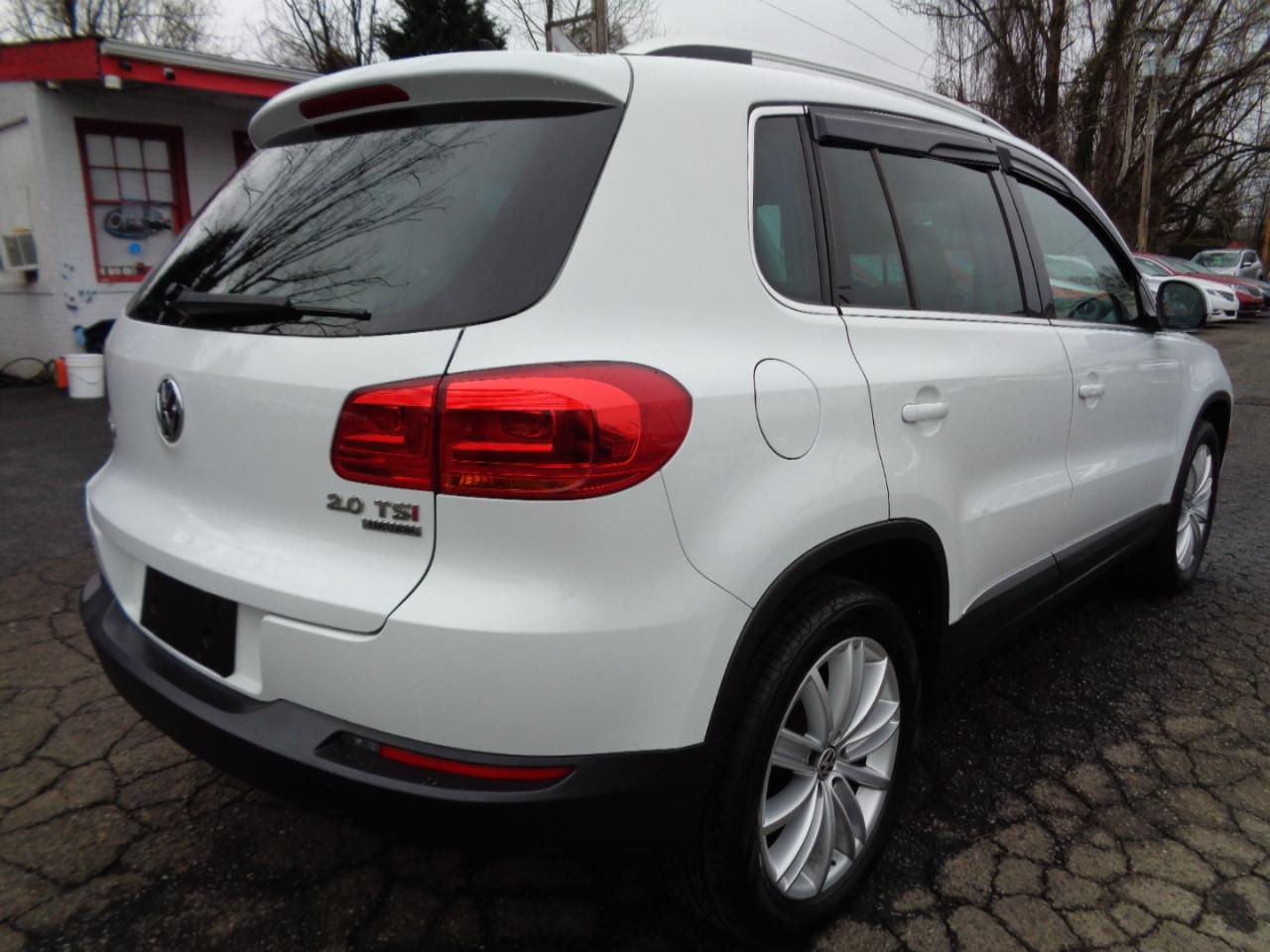 Volkswagen Tiguan S 4Motion 2015