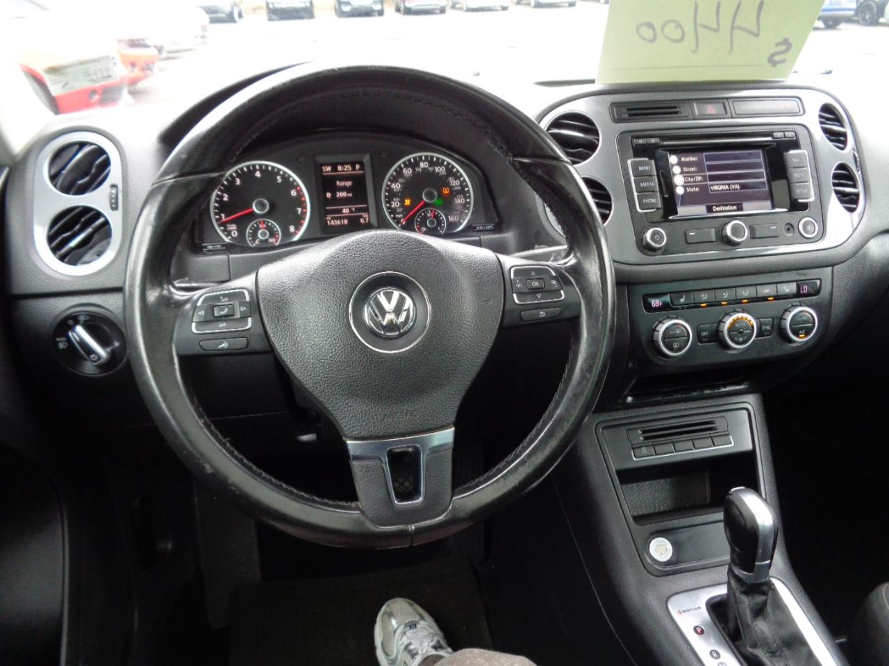 Volkswagen Tiguan S 4Motion 2015