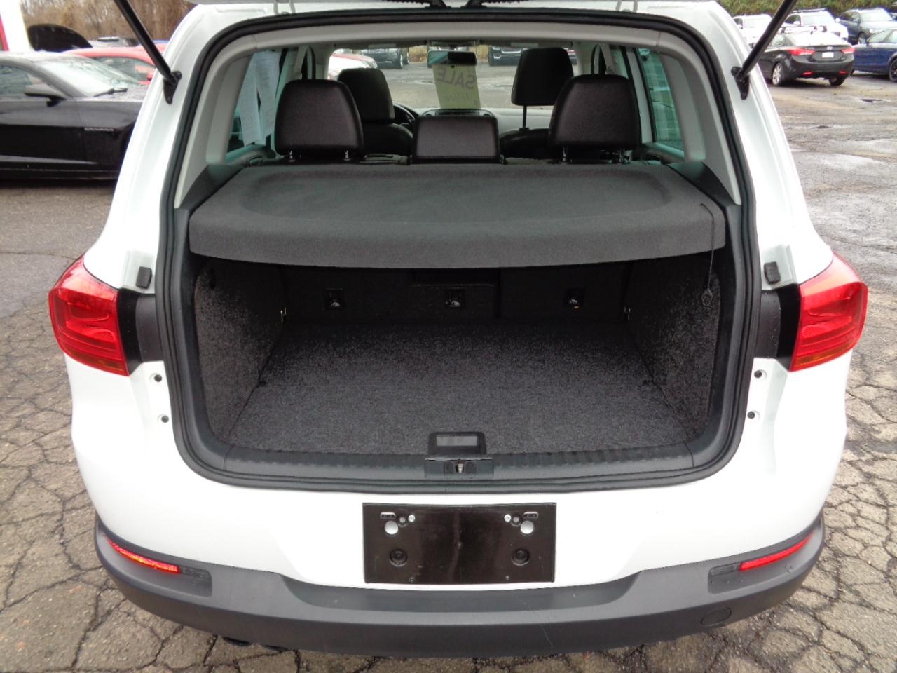 Volkswagen Tiguan S 4Motion 2015