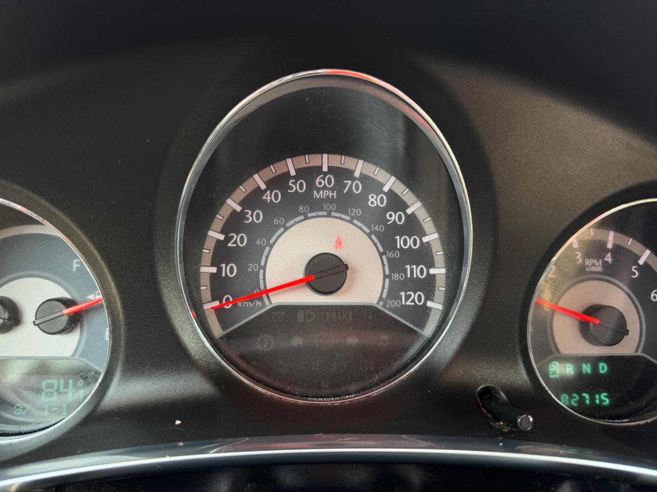 Chrysler 200  2012