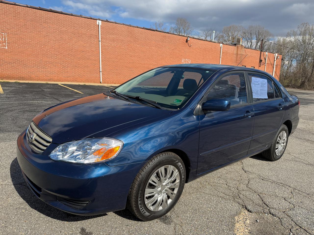 Toyota Corolla LE 2004