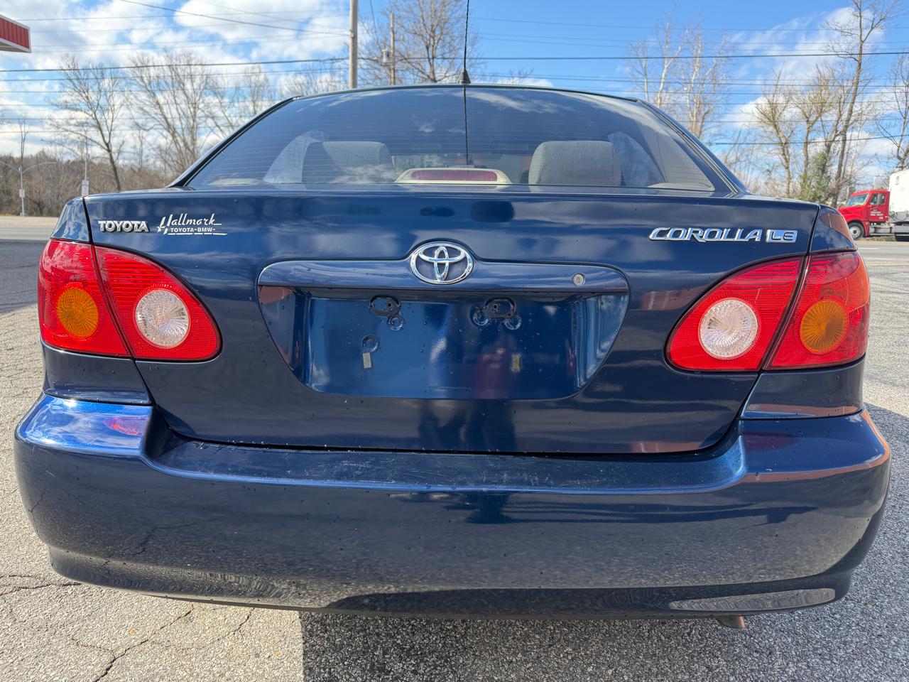 Toyota Corolla LE 2004
