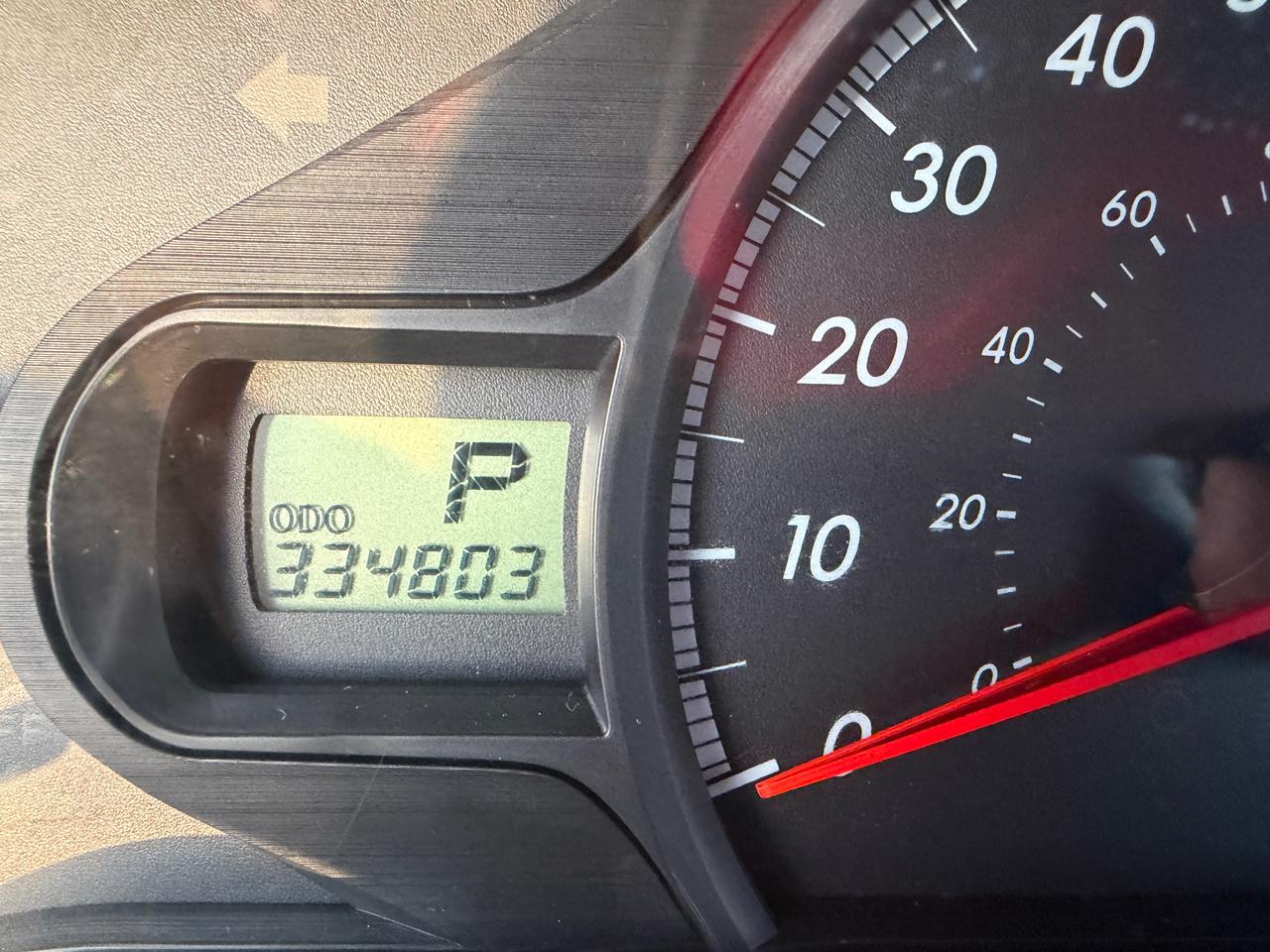 Toyota Sienna LE FWD 8-Passenger V6 2012