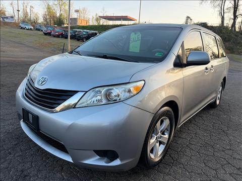 2012 Toyota Sienna LE FWD 8-Passenger V6
