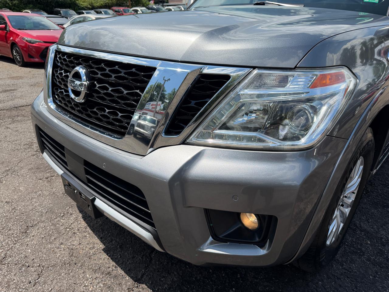 Nissan Armada Platinum AWD 2017