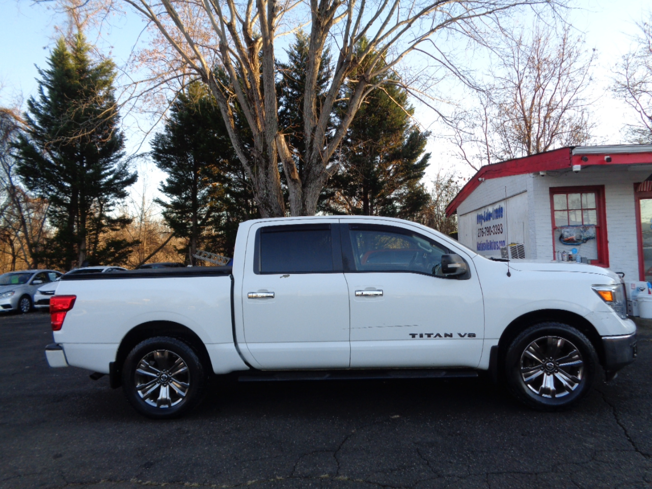 Nissan Titan Platinum Reserve Crew Cab 2WD 2018