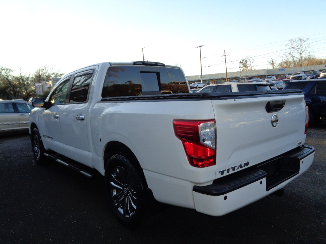 Nissan Titan Platinum Reserve Crew Cab 2WD 2018