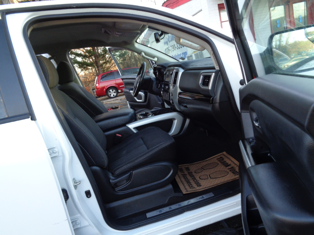 Nissan Titan Platinum Reserve Crew Cab 2WD 2018