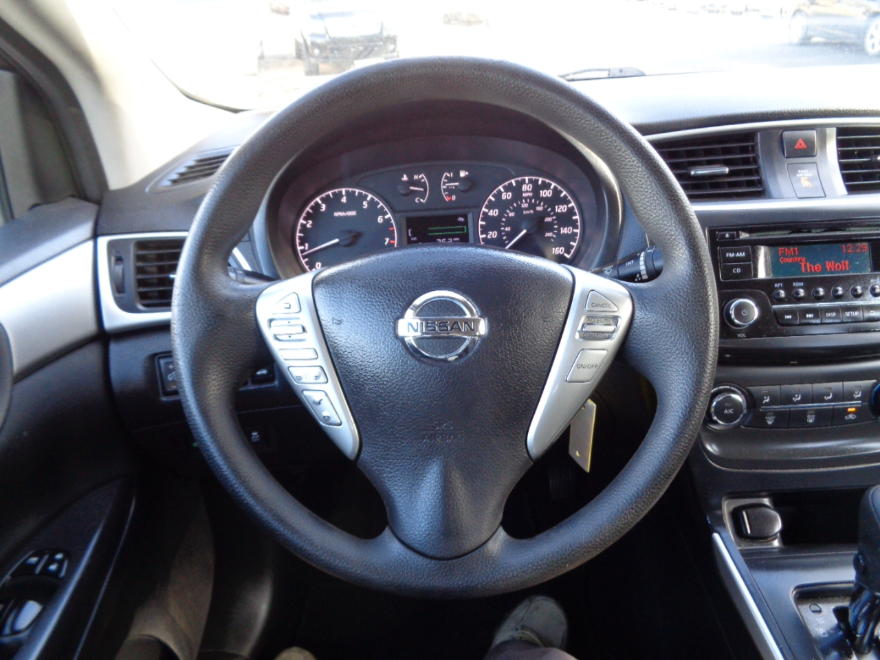 Nissan Sentra S 6MT 2017