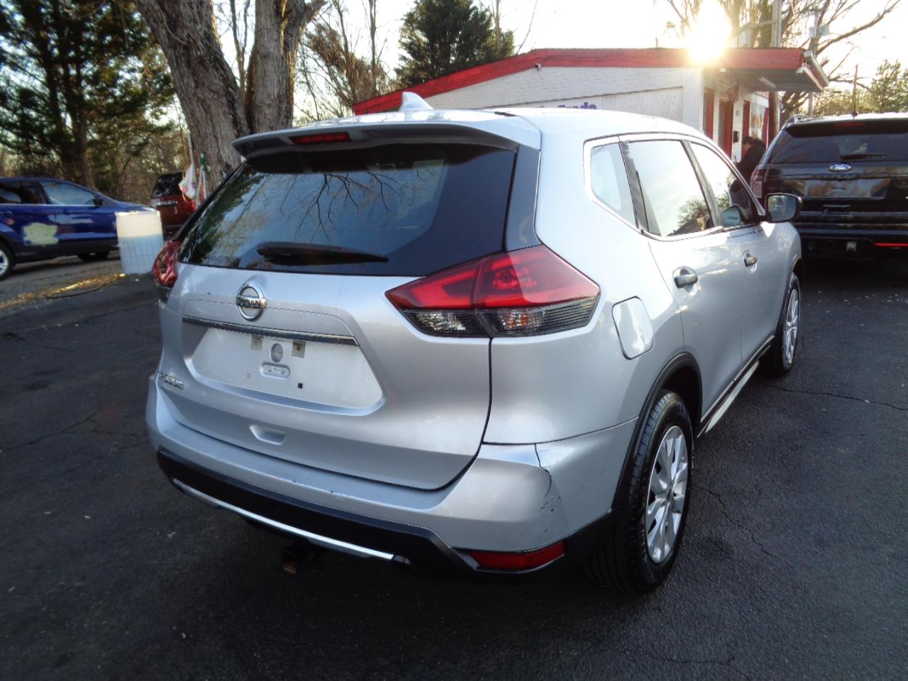 Nissan Rogue S 2WD 2018
