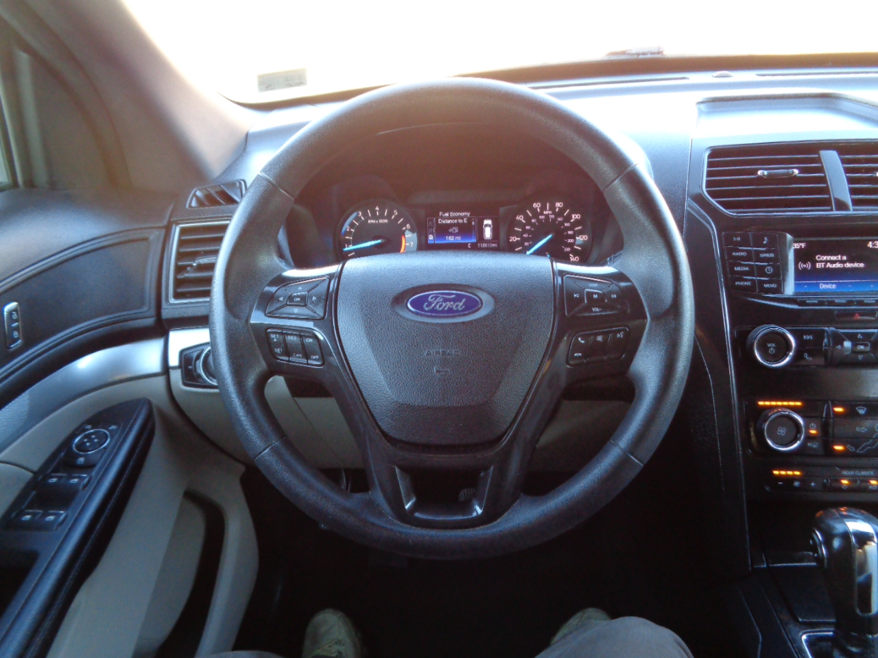 Ford Explorer Base FWD 2018