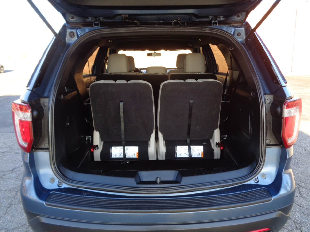 Ford Explorer Base FWD 2018