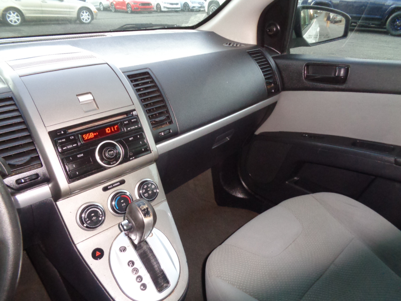 Nissan Sentra 2.0 SL 2010