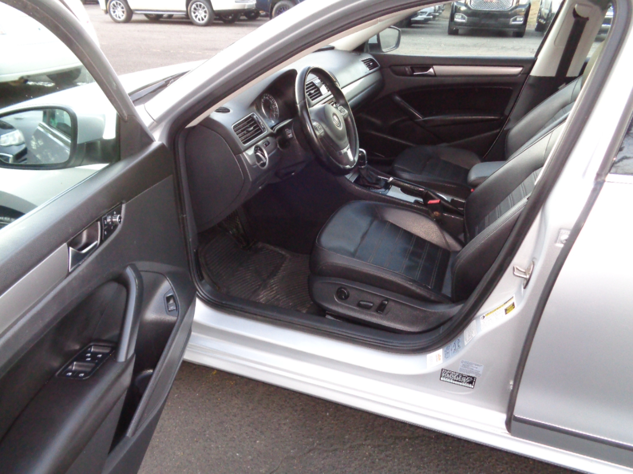 Volkswagen Passat SE 6A 2015