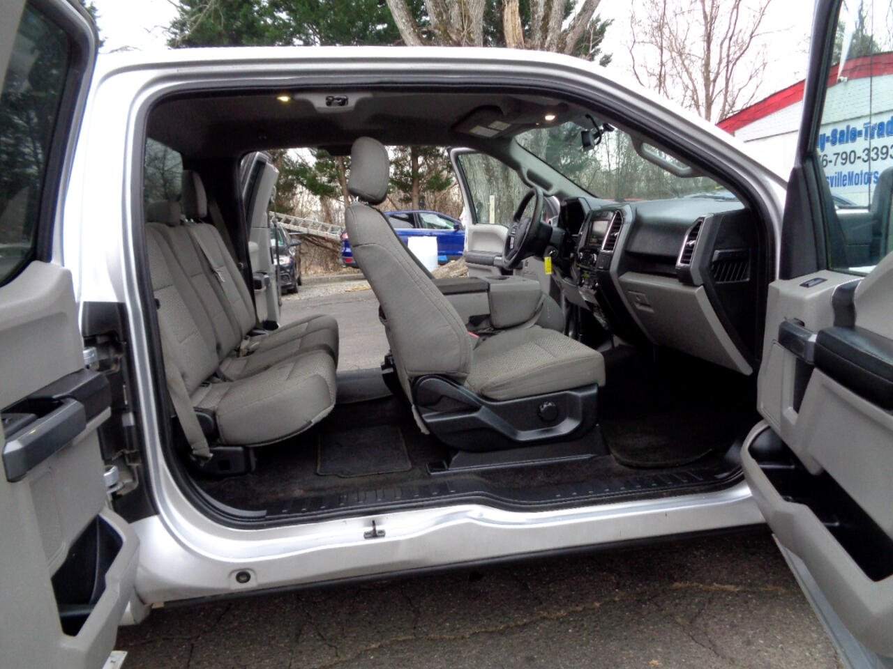 Ford F-150 XL SuperCab 6.5-ft. Bed 2WD 2015