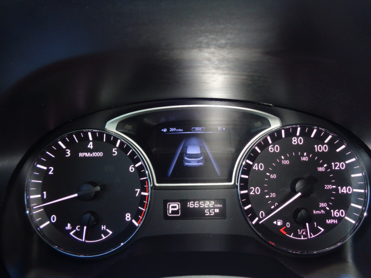 Nissan Pathfinder SV 4WD 2013