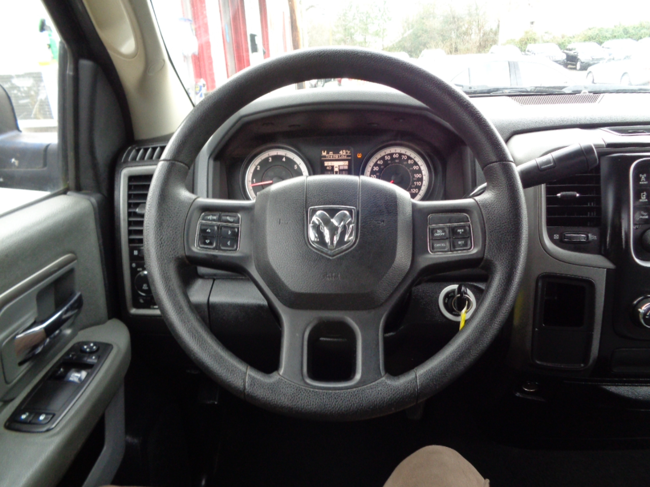 RAM 1500 Tradesman Regular Cab SWB 2WD 2014