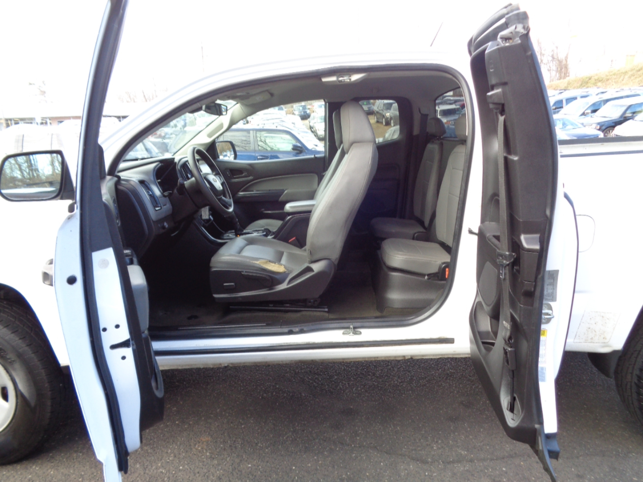 Chevrolet Colorado WT Ext. Cab 2WD 2015