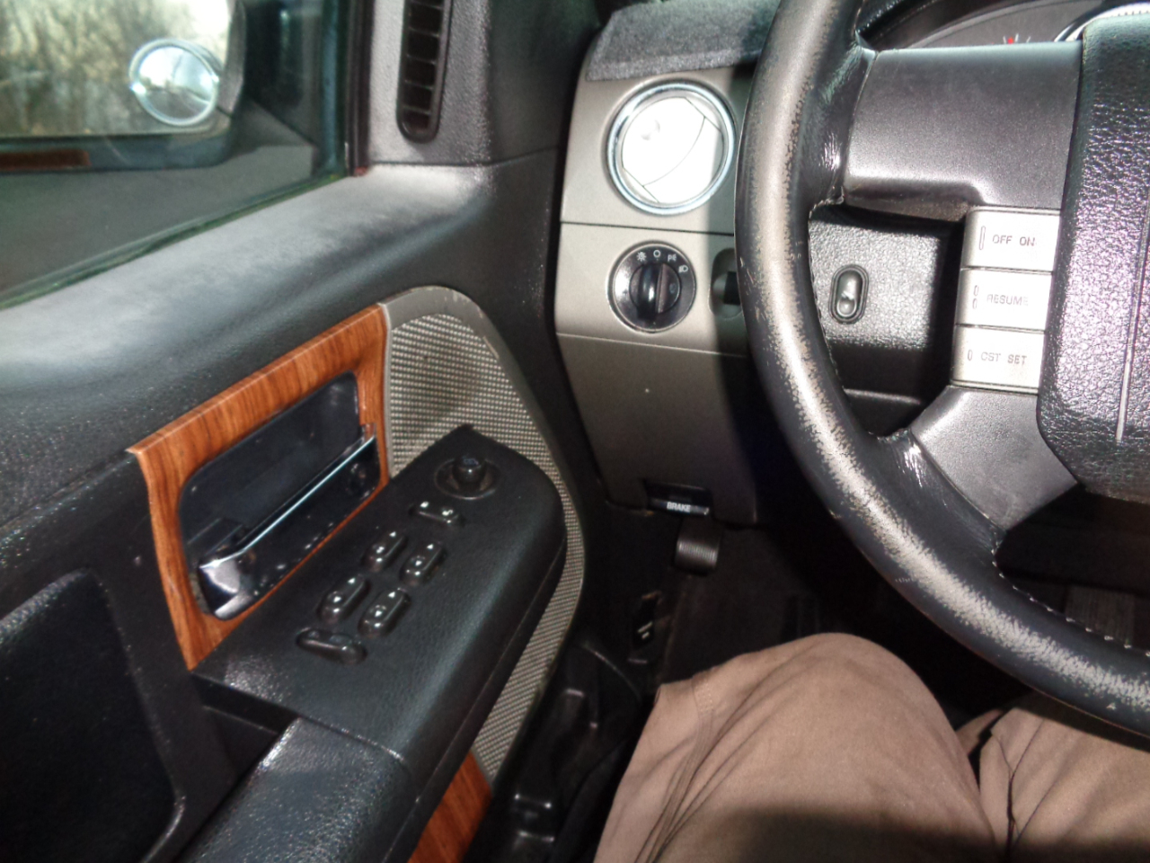 Ford F-150 Lariat SuperCab 4WD 2004