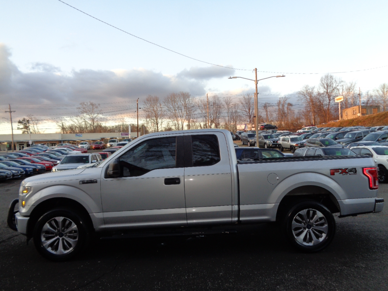 Ford F-150 Lariat SuperCab 8-ft. 4WD 2017
