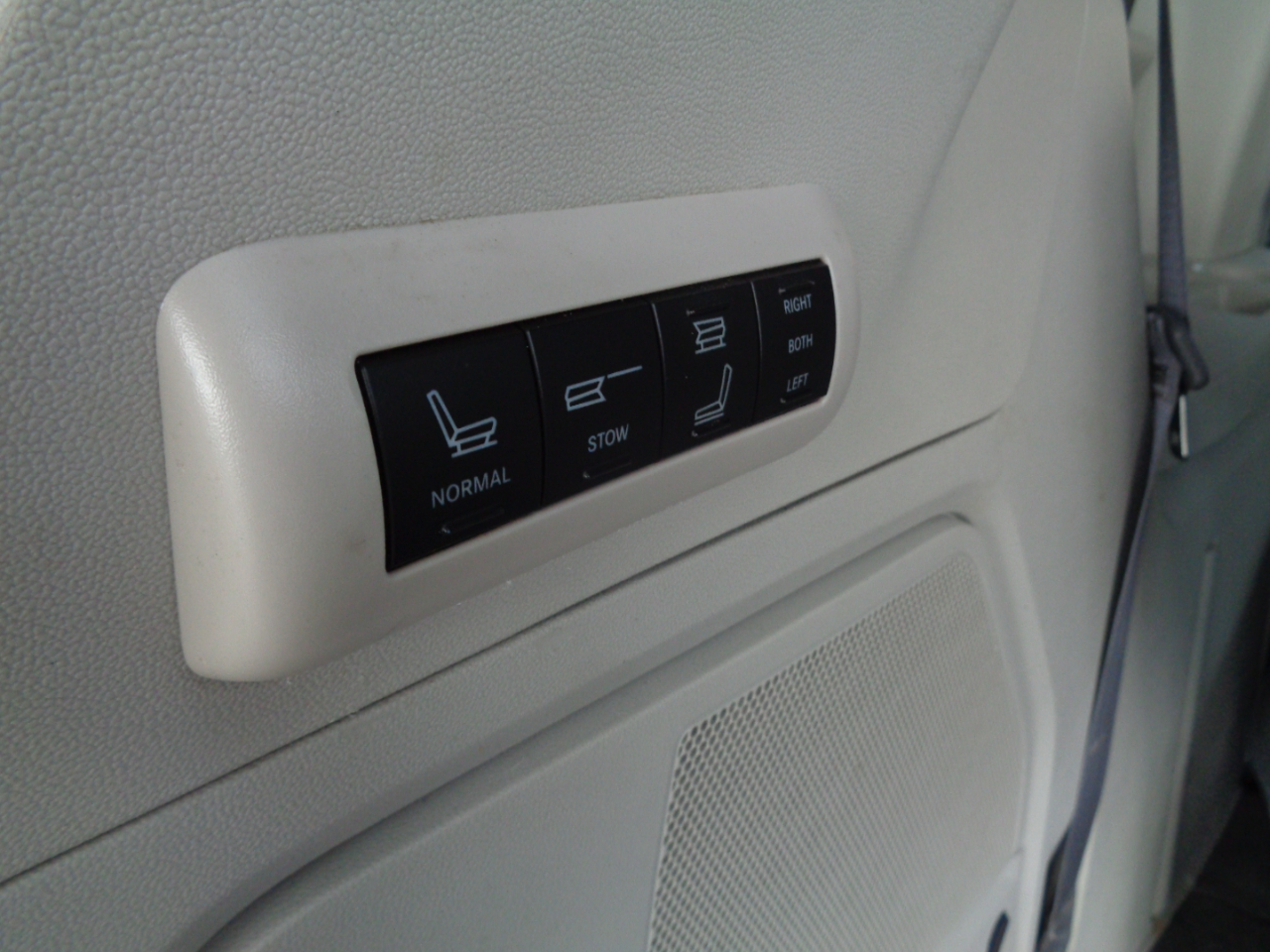 Dodge Grand Caravan SXT 2009