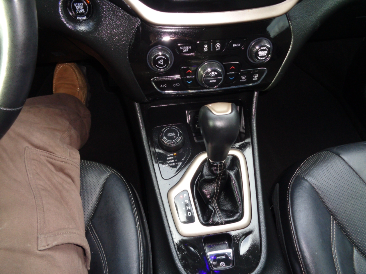 Jeep Cherokee Limited 4WD 2015