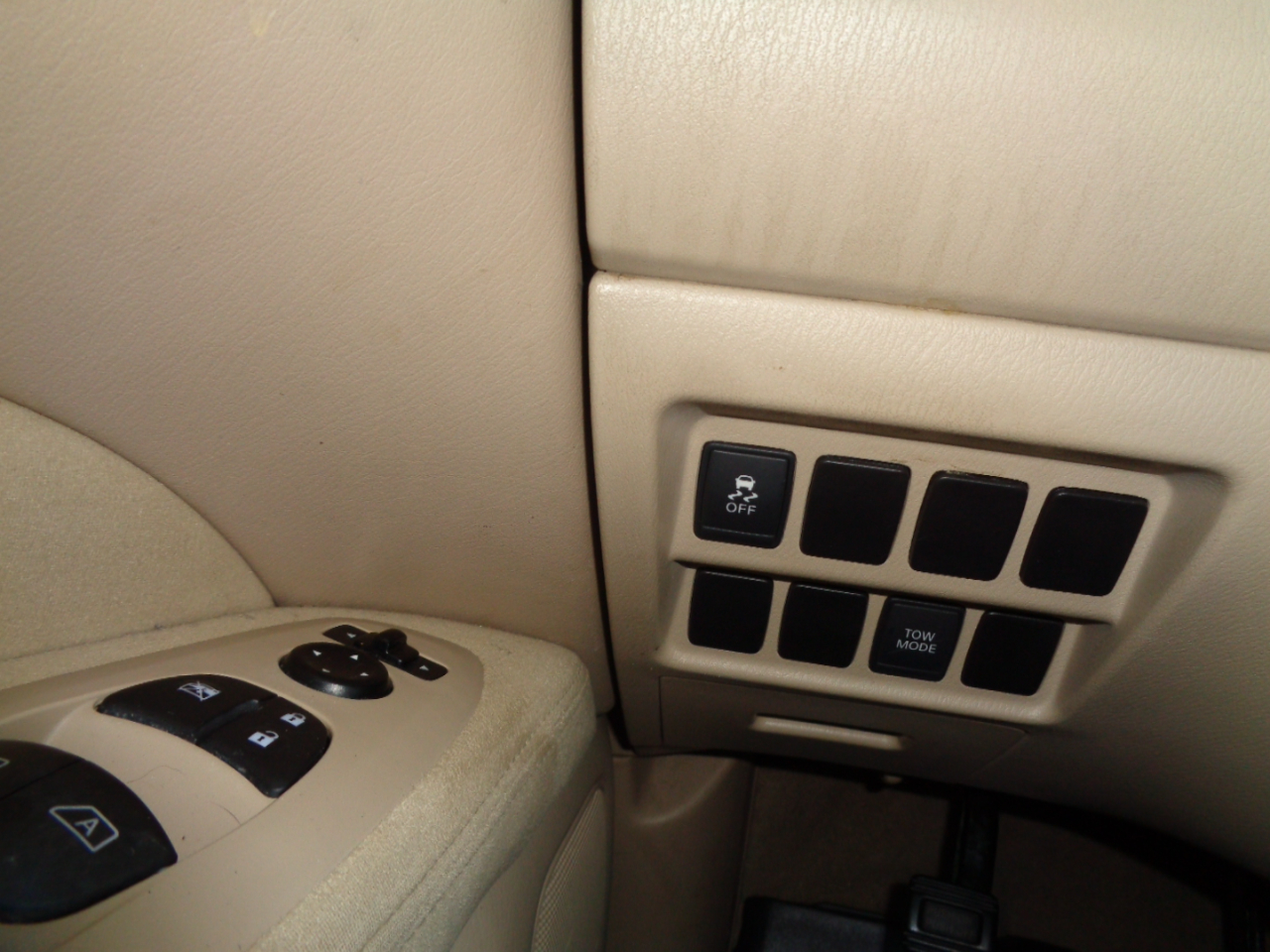 Nissan Pathfinder SV 2015